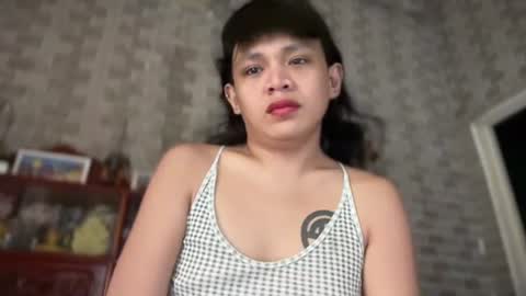 Snapshot of aymkyline chatting on August 1, 2:22 am aymkyline online show from August 1, 2:22 am