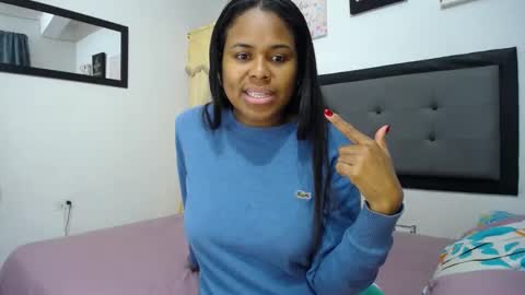 Snapshot of aynaraross1 chatting on September 27, 4:17 am aynaraross1 online show from September 27, 4:17 am