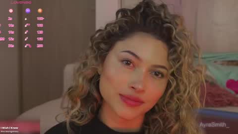 Snapshot of ayralee chatting on February 21, 10:59 pm Ayra L online show from February 21, 10:59 pm