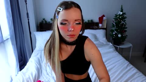 Ayra Lust online show from January 1, 1:47 am