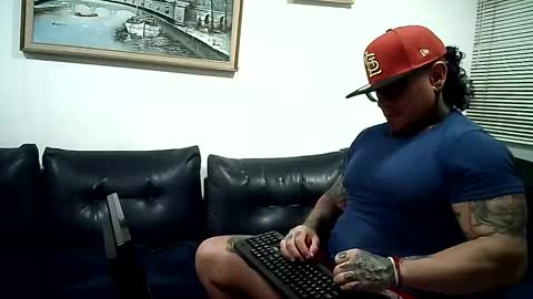 Snapshot of ayrton_naffah2 chatting on April 27, 4:32 am Ayrton naffah2 online show from April 27, 4:32 am