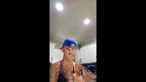 az2312752908 online show from April 1, 7:33 pm