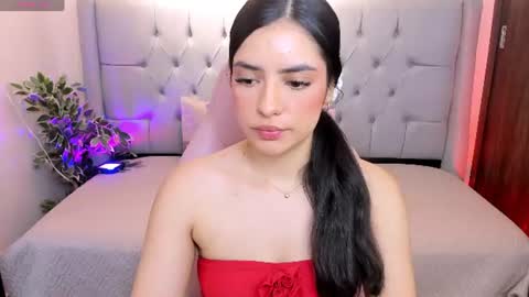 Snapshot of az_aliiz chatting on June 11, 12:32 am Aliiz online show from June 11, 12:32 am