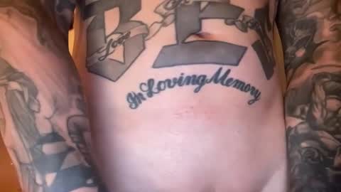 Snapshot of az_tatts chatting on May 18, 12:07 am az_tatts online show from May 18, 12:07 am