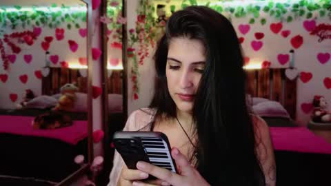 Azahar online show from February 8, 11:41 pm