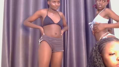 Snapshot of azalea46 chatting on January 11, 6:02 pm Azalea online show from January 11, 6:02 pm