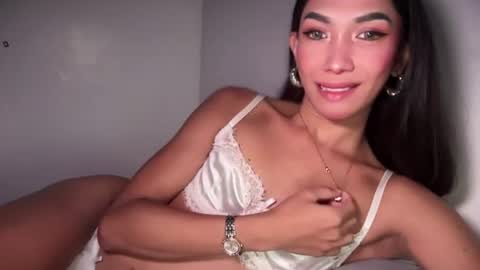 Snapshot of azalea_cum69 chatting on June 14, 10:01 pm azalea_cum69 online show from June 14, 10:01 pm