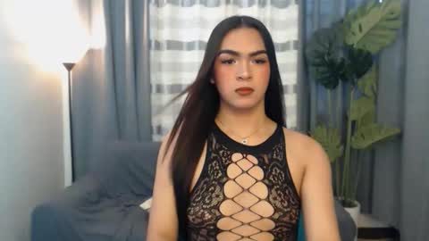 Snapshot of azelkimbrutas chatting on March 23, 1:31 am azelkimbrutas online show from March 23, 1:31 am