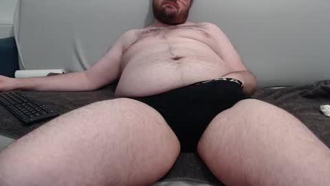 Snapshot of azer912 chatting on February 12, 9:01 pm Azer online show from February 12, 9:01 pm