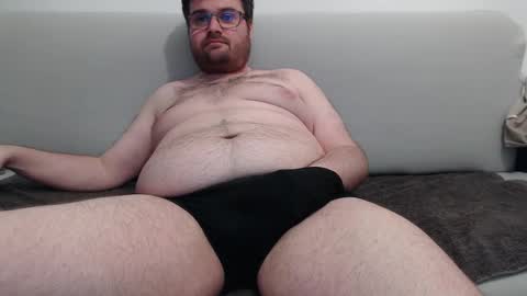 Snapshot of azer912 chatting on March 6, 11:31 pm Azer online show from March 6, 11:31 pm