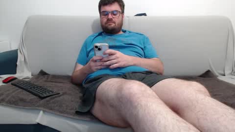 Snapshot of azer912 chatting on October 4, 3:32 pm Azer online show from October 4, 3:32 pm