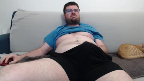 Snapshot of azer912 chatting on October 28, 9:50 pm Azer online show from October 28, 9:50 pm