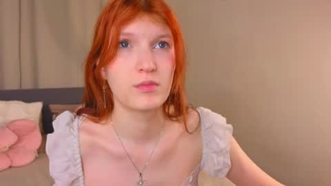 Snapshot of azoze1 chatting on June 27, 10:26 pm Zoe online show from June 27, 10:26 pm