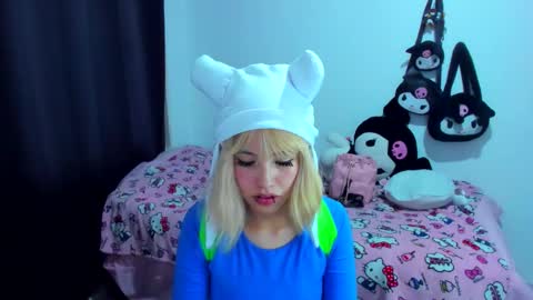 Azu Moure online show from November 1, 1:51 am