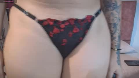  HONEY AZUL   online show from May 27, 6:38 pm