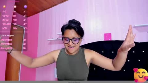 Snapshot of azul_moon chatting on September 26, 3:43 am azul_moon online show from September 26, 3:43 am