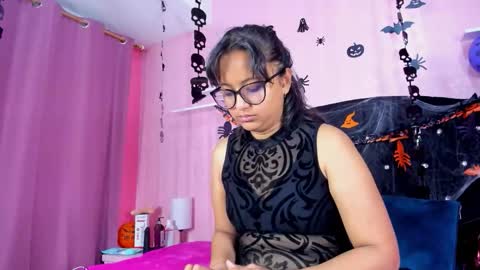 Snapshot of azul_moon chatting on October 29, 5:10 am azul_moon online show from October 29, 5:10 am