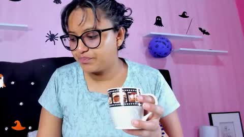 Snapshot of azul_moon chatting on November 4, 3:27 am azul_moon online show from November 4, 3:27 am