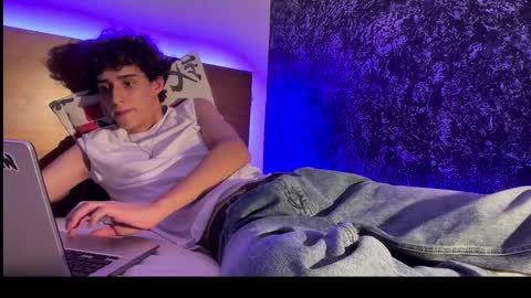 nice boy online show from October 7, 7:05 am