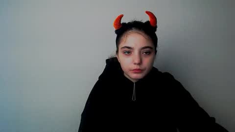 azumi_chan_ online show from October 9, 10:24 am