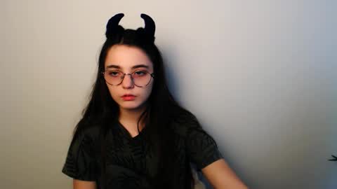 azumi_chan_ online show from December 3, 7:27 am