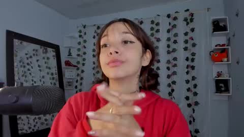 azumi saan online show from December 22, 3:03 am