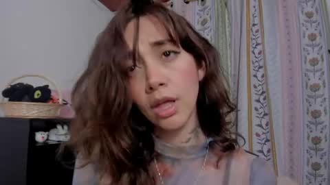 azumi saan online show from May 7, 2:39 am