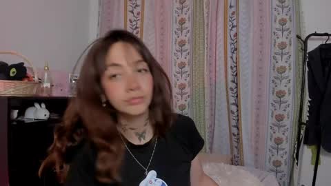 azumi saan online show from May 27, 2:19 am