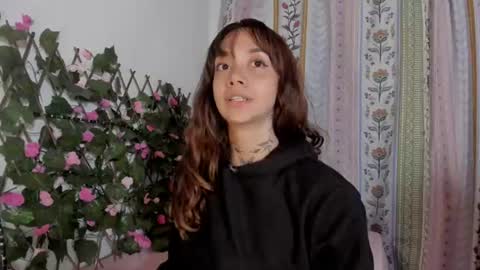 azumi saan online show from July 21, 3:42 am