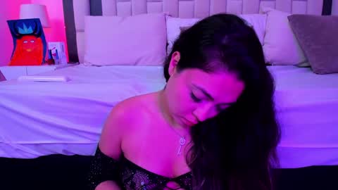 azumie online show from February 7, 6:34 pm