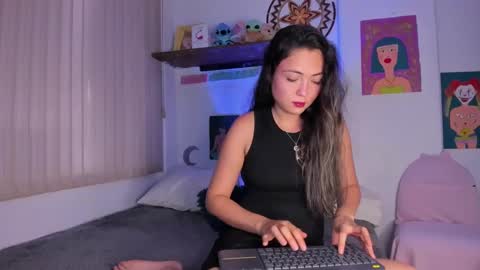 azumie online show from February 27, 5:15 pm