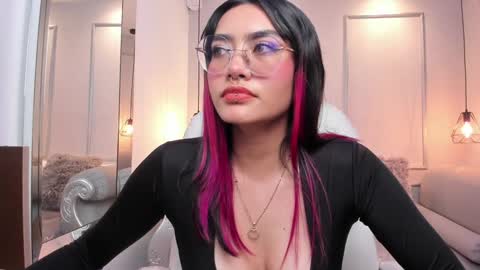 Azura online show from December 3, 1:52 am