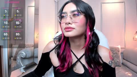 Azura online show from December 18, 11:51 pm
