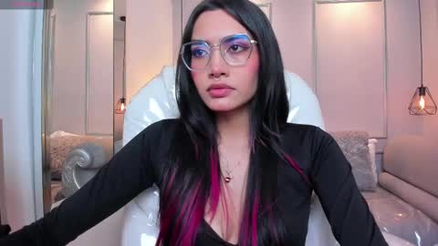 Azura online show from October 6, 7:22 pm