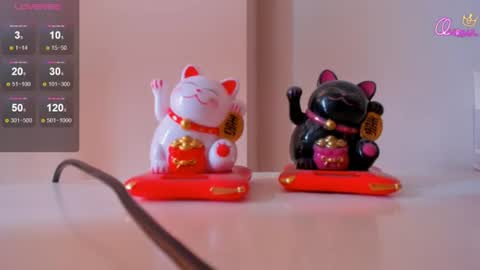 azure_moon online show from June 22, 9:17 am