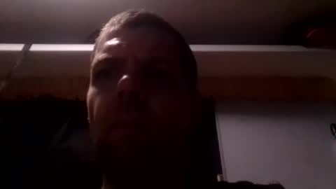 Snapshot of azza42086 chatting on February 25, 6:50 pm azza42086 online show from February 25, 6:50 pm