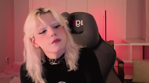 Elios online show from April 11, 6:56 pm