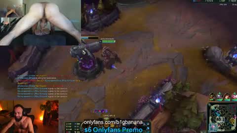 Snapshot of b1gbanana chatting on February 11, 4:44 am b1gbanana online show from February 11, 4:44 am