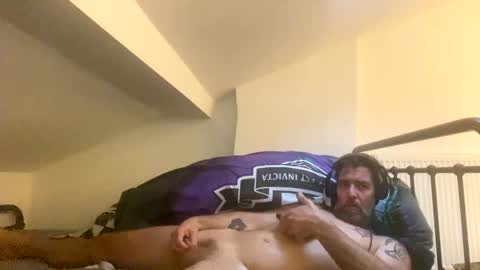 b4dafall44 online show from December 13, 8:41 am