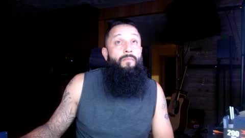 Snapshot of b713htx chatting on June 27, 7:46 am Miguel online show from June 27, 7:46 am