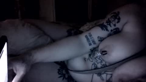 baaadforyouuu online show from April 8, 6:46 am