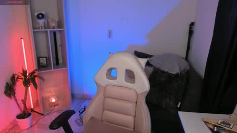 Snapshot of baaby_boyy chatting on November 12, 8:48 am odeley online show from November 12, 8:48 am