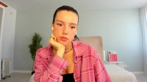 Monica online show from September 26, 6:17 am