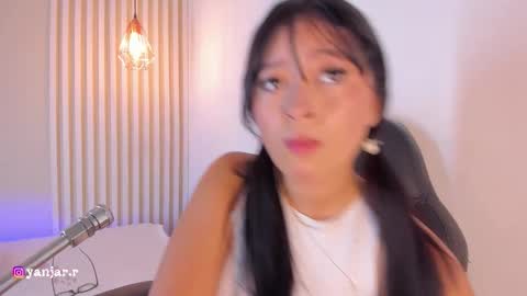 Katty  online show from November 14, 1:21 pm