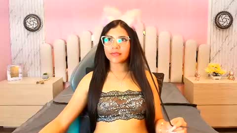 Venus  online show from June 11, 12:32 am