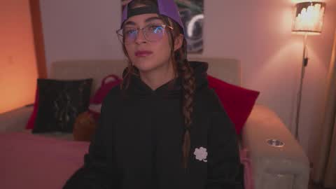 Snapshot of babesamanta chatting on February 13, 5:36 am Samanta online show from February 13, 5:36 am