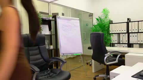 Olivia and Lexi online show from October 6, 4:43 am