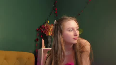 Snapshot of baby_annn chatting on April 9, 6:52 am Ann online show from April 9, 6:52 am