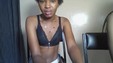 Snapshot of baby_ariannah chatting on February 14, 3:25 am Riri online show from February 14, 3:25 am