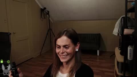 Beccy online show from September 21, 12:34 am